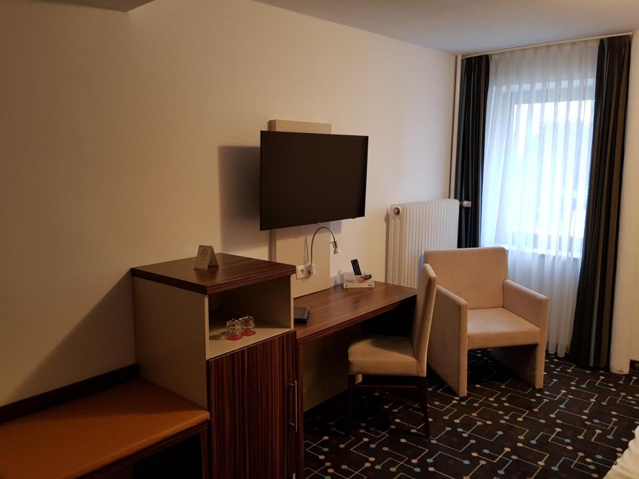 Hotel Koeniger Pliening Exterior foto
